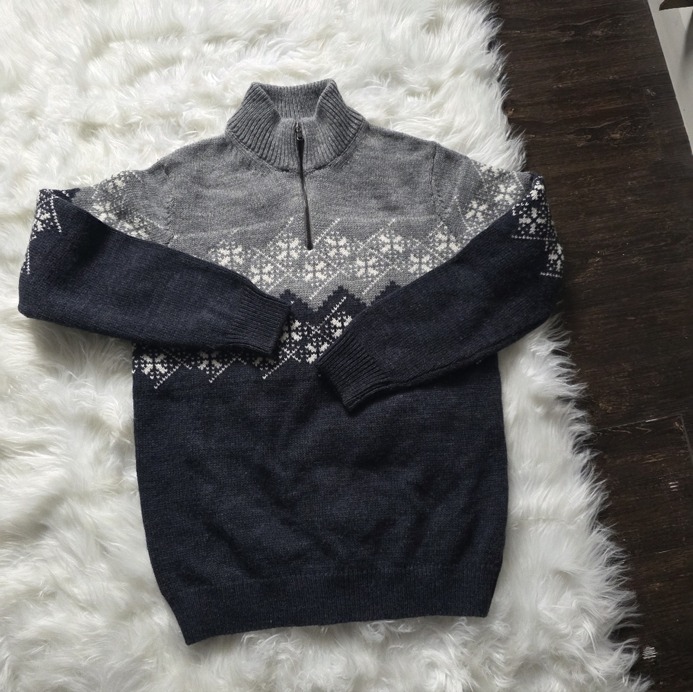 Stylish Gray and Navy Zip-Up Sweater